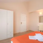 Bezauberndes Mit Grossem Pool, Privatem Balkon, Bbq, Nur 800 Meter Zum Διαμέρισμα