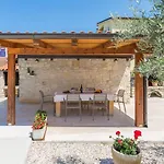 公寓 Bezauberndes Mit Grossem Pool, Privatem Balkon, Bbq, Nur 800 Meter Zum *